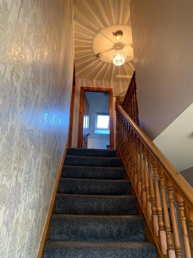 Holiday Home In Ballycastle - Fainne Na Cairde Bagian luar foto