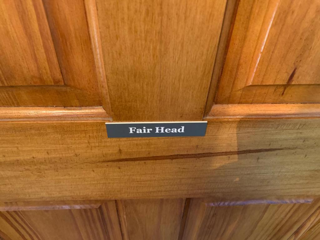 Holiday Home In Ballycastle - Fainne Na Cairde Bagian luar foto