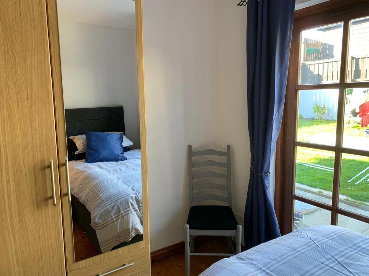 Holiday Home In Ballycastle - Fainne Na Cairde Bagian luar foto